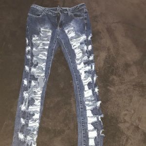 RUE 21 XXtreme distressed mid rise jeans